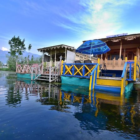 Golden Hopes Group Of Houseboats Hotel Srīnagar Exterior foto