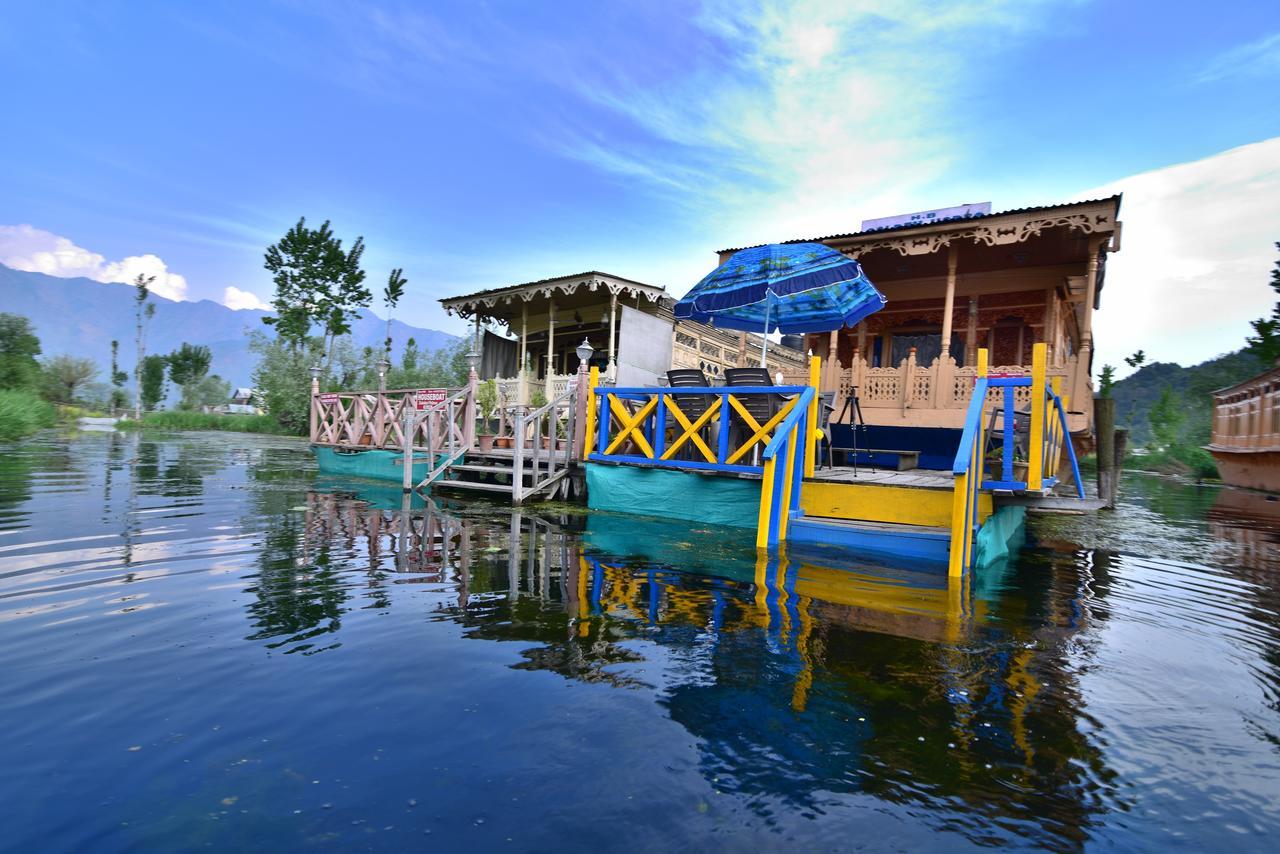 Golden Hopes Group Of Houseboats Hotel Srīnagar Exterior foto